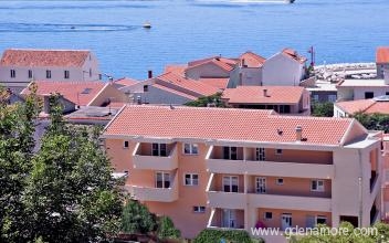 Appartements Tucepi Jakic, logement privé à Tučepi, Croatie